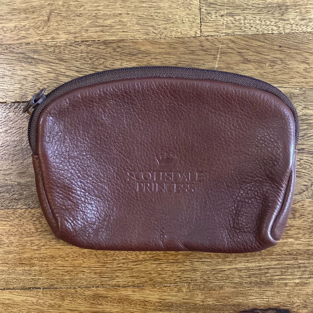 Genuine, leather, small toiletry bag from Scottsdale princess